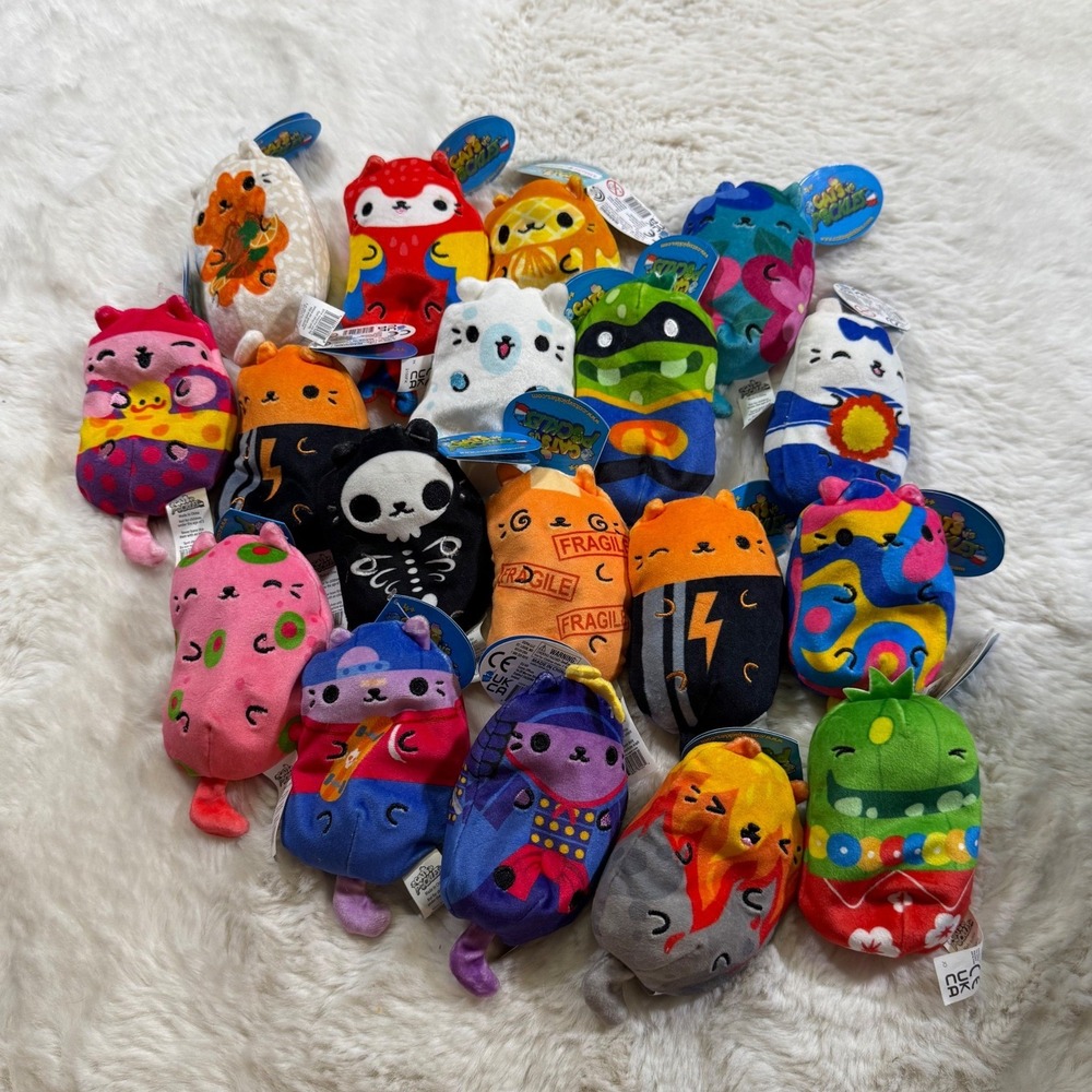 LOT OF 18 Cats vs Pickles Plush Bean Bag Toys NWT Kawaii Collectible Fidget